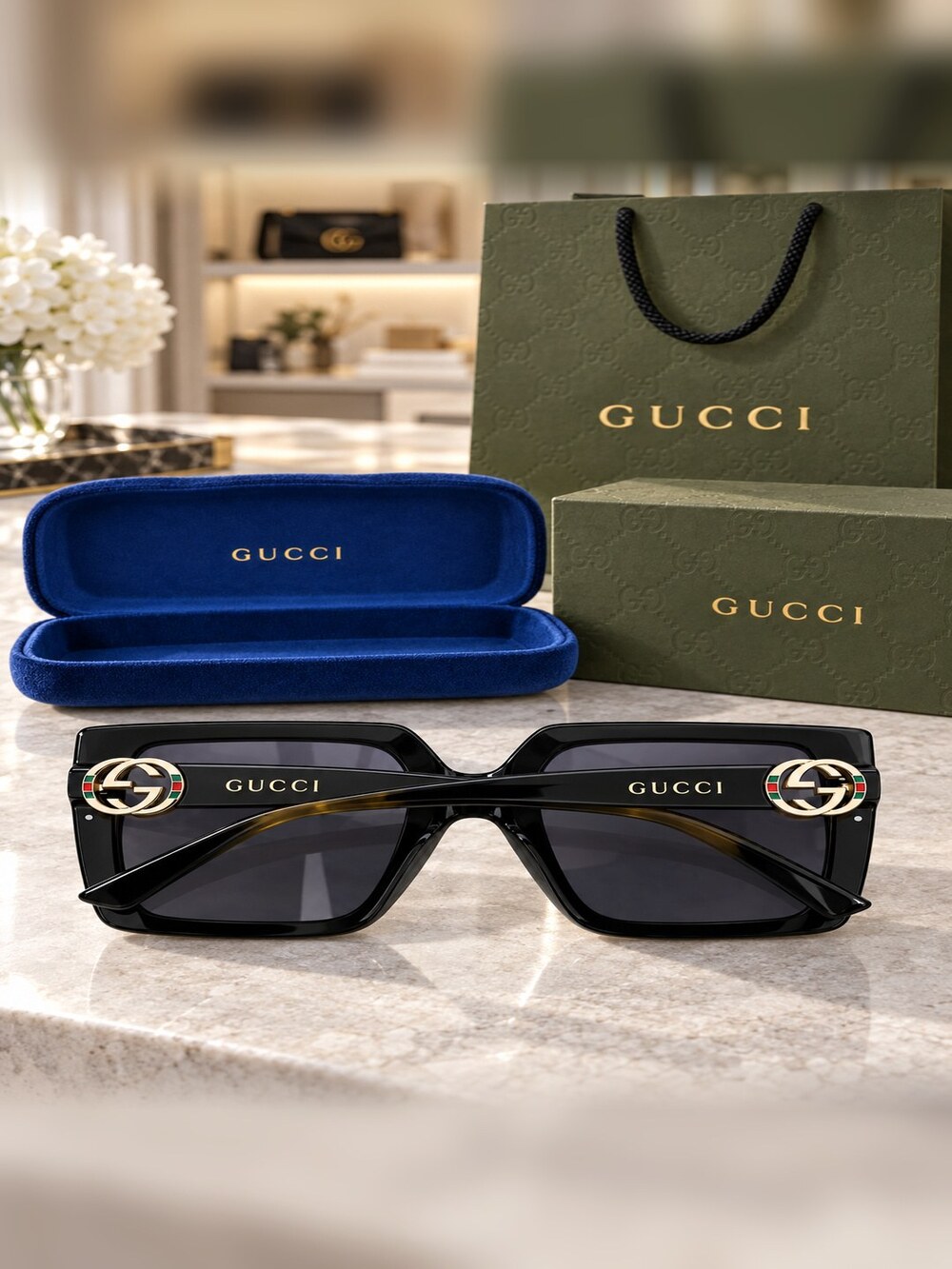 Gucci Black Square GG Sunglasses - Picture 6 of 6